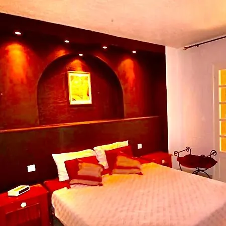 Villa La Rose بيت ضيافة *